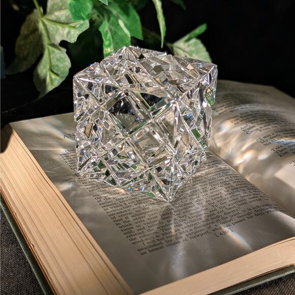 Large 4" Cube Vintage French Heavy Deep Cut Solid 24% Lead Crystal Paperweight - Picture 1 of 7